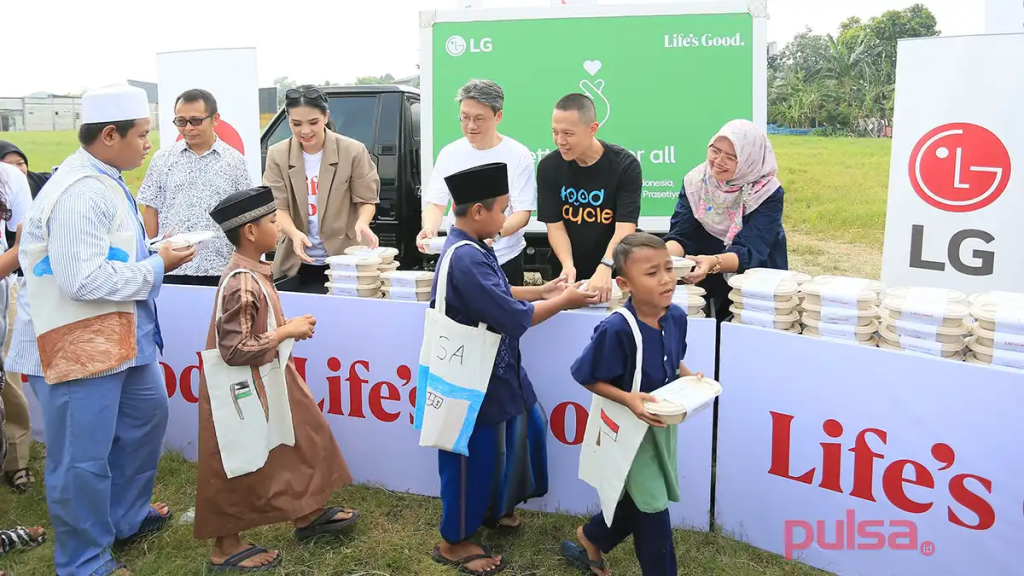 LG Distribusikan 3000 Paket Makanan di Kampanye Better Life for All