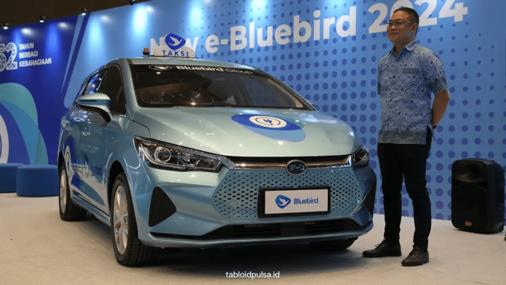 Bluebird Tambah Armada Listrik dengan BYD e6 Gen 2