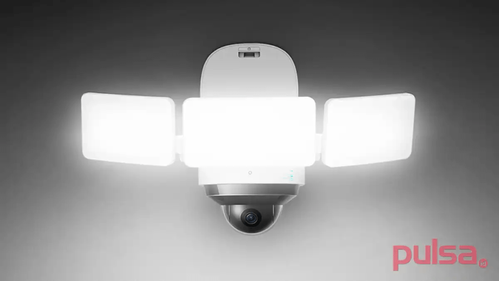 eufy Floodlight Cam 2 PRO, Kamera Luar Ruang dengan Lampu Sorot