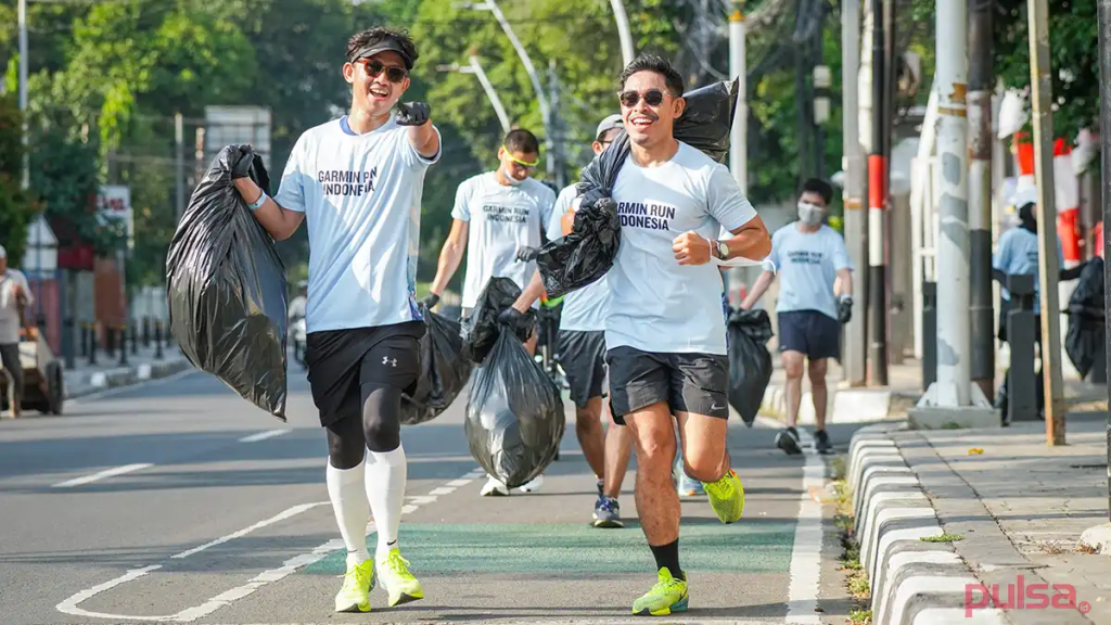 Garmin dan Rekosistem Ajak Masyarakat Berlari Sambil Membersihkan Lingkungan
